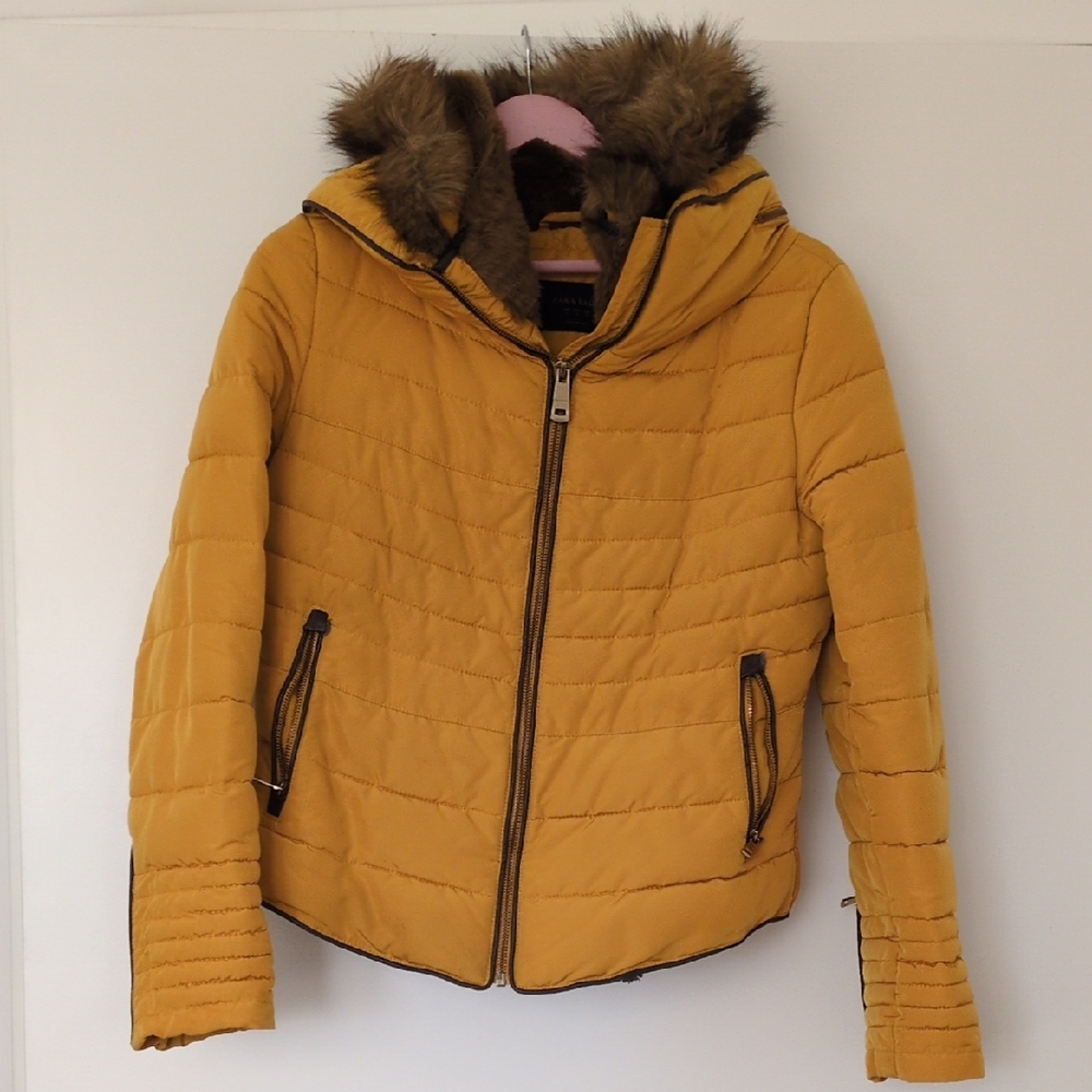 Women's Zara Mustard coat with faux Fur neck and Hood